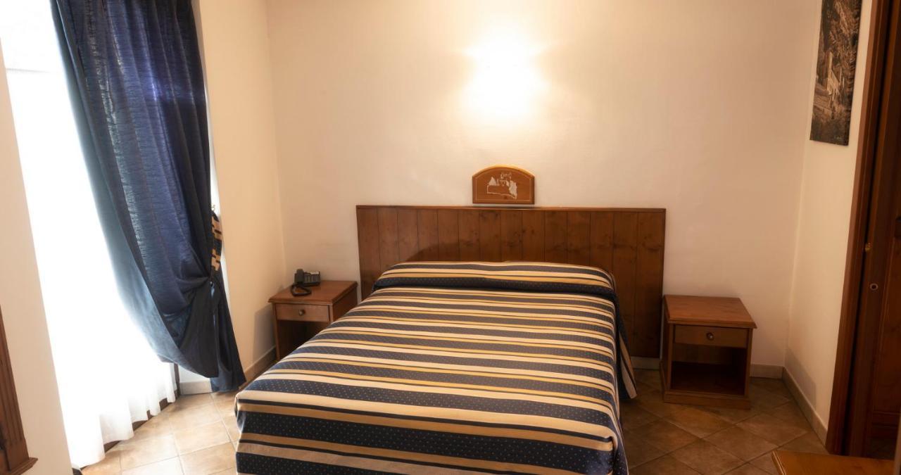 Hotel Residence Chateau Saint-Pierre Esterno foto