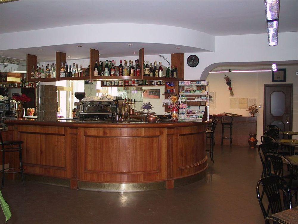 Hotel Residence Chateau Saint-Pierre Esterno foto