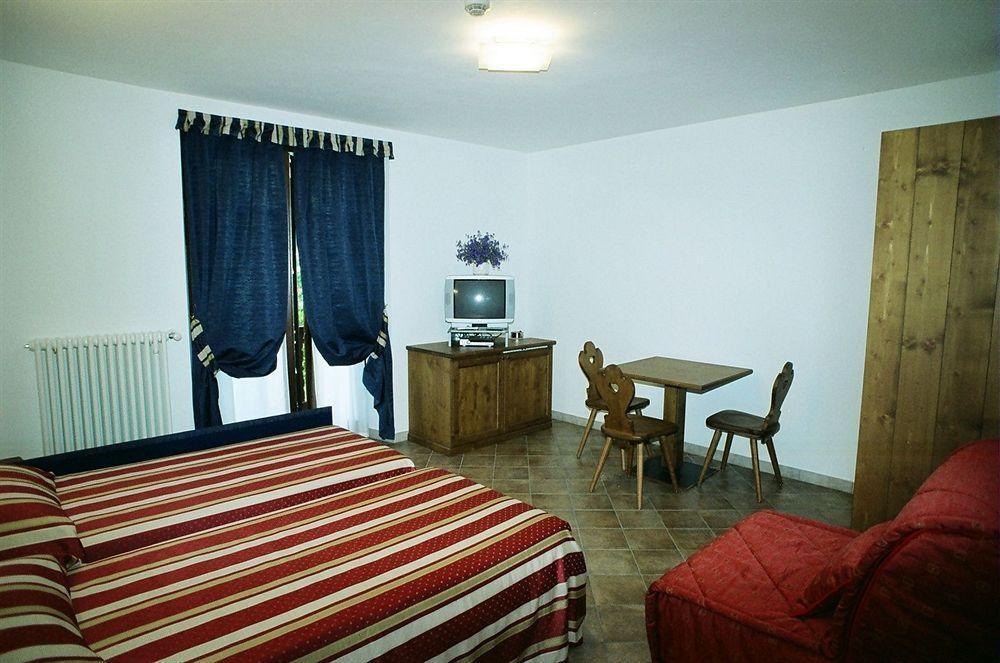Hotel Residence Chateau Saint-Pierre Esterno foto