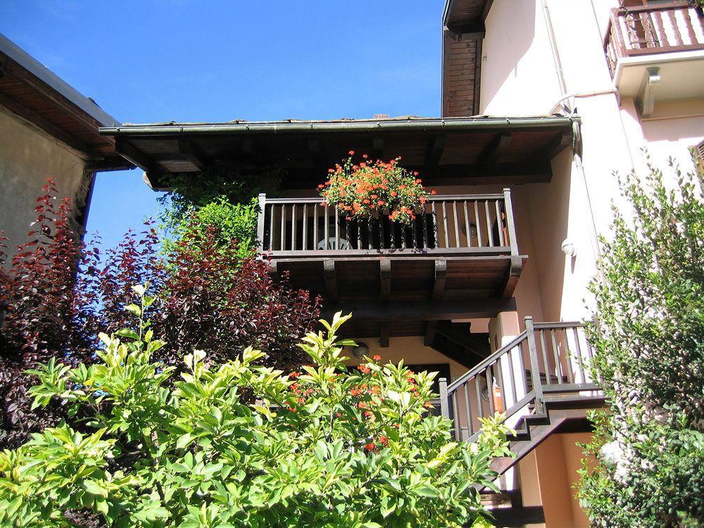 Hotel Residence Chateau Saint-Pierre Esterno foto