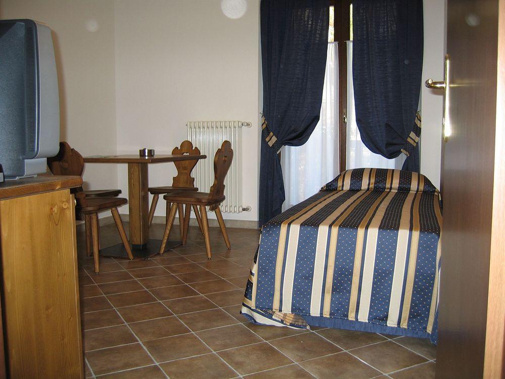 Hotel Residence Chateau Saint-Pierre Esterno foto