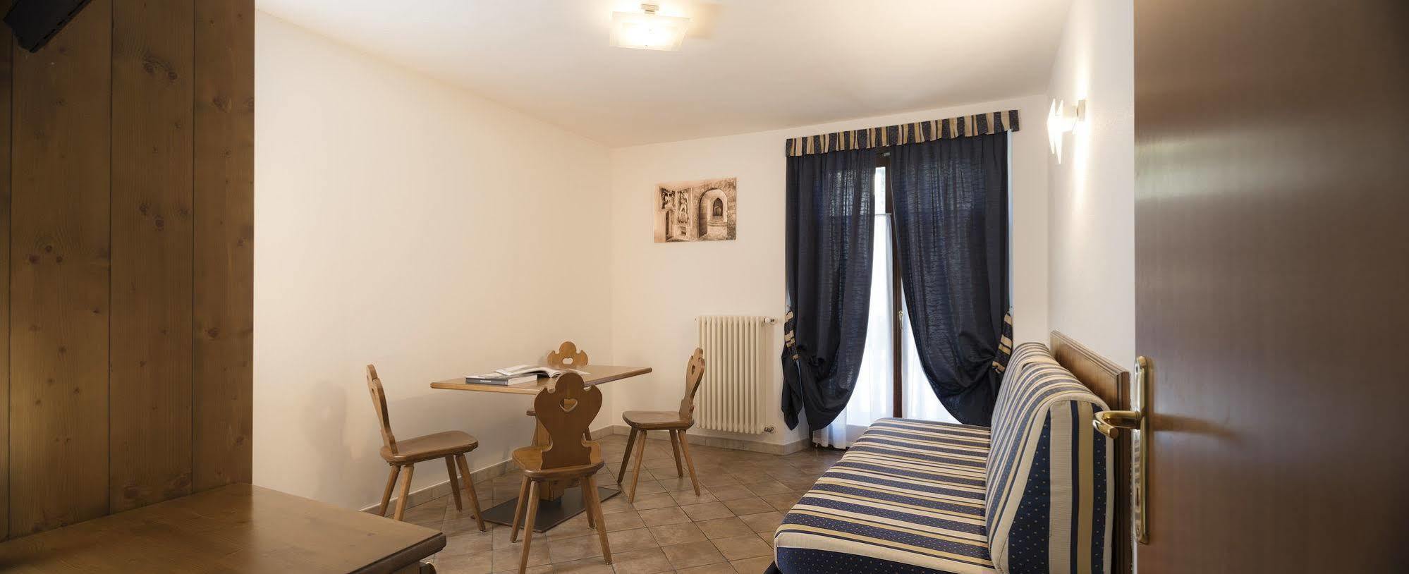 Hotel Residence Chateau Saint-Pierre Esterno foto