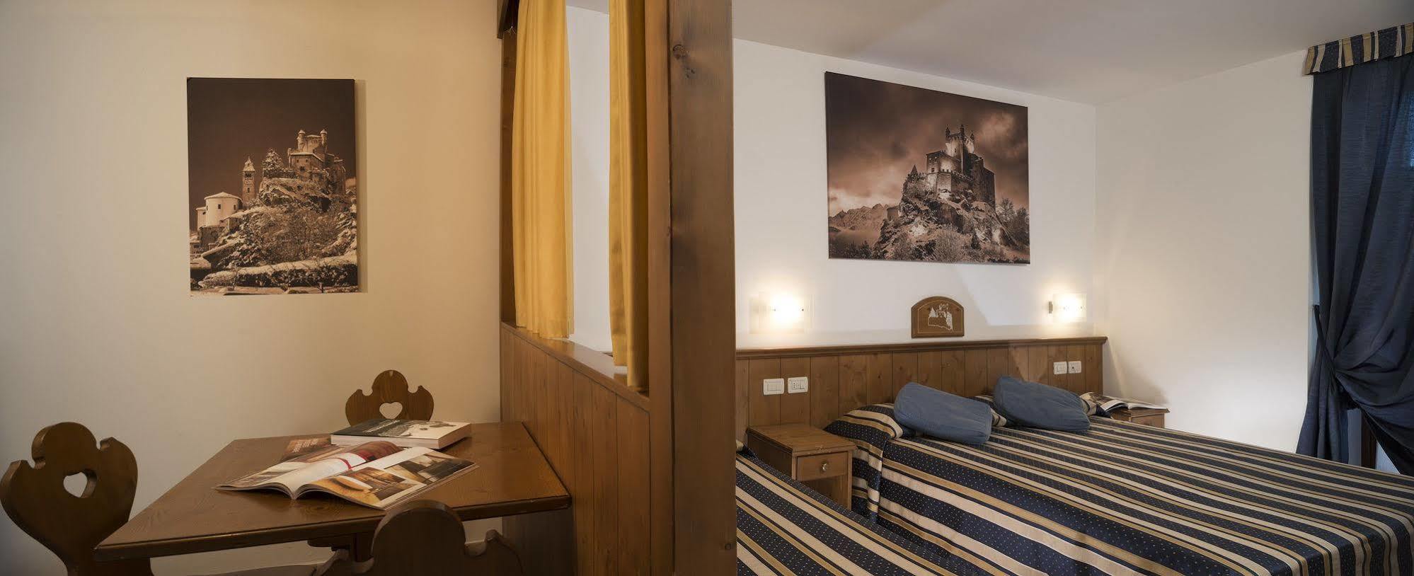 Hotel Residence Chateau Saint-Pierre Esterno foto