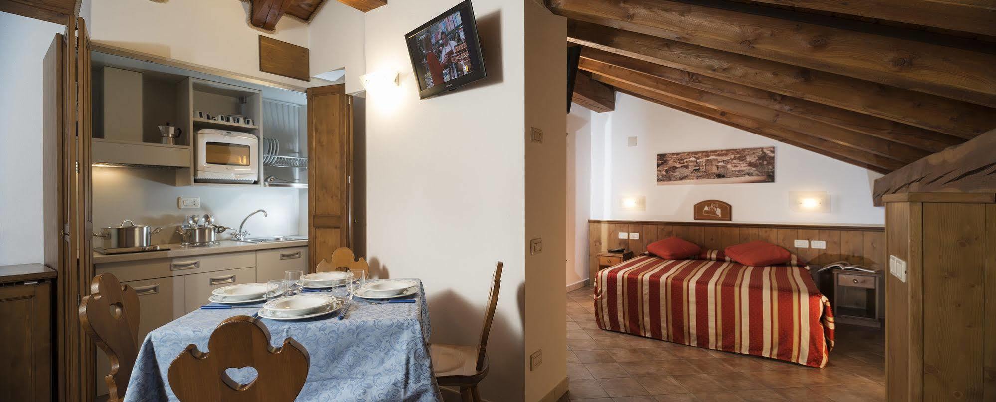Hotel Residence Chateau Saint-Pierre Esterno foto
